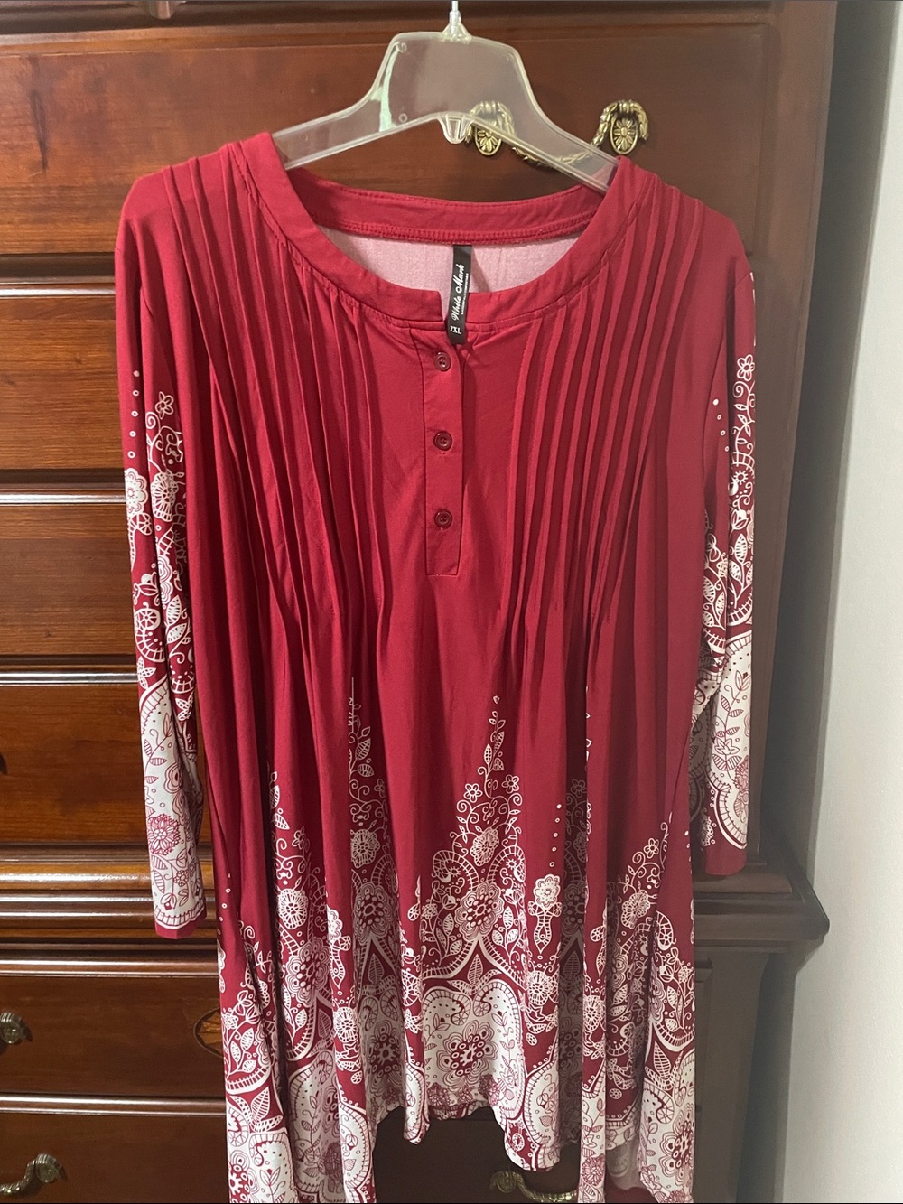 White Mark Red Printed Long Sleeve Henley Tunic Top